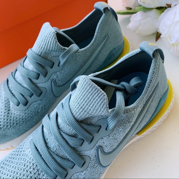nike epic react flyknit id